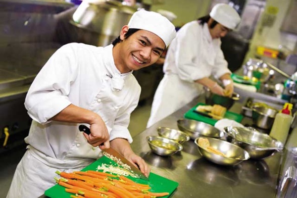 Công việc phụ bếp: Cần gì để theo đuổi con đường đầu bếp chuyên nghiệp - Ảnh 4