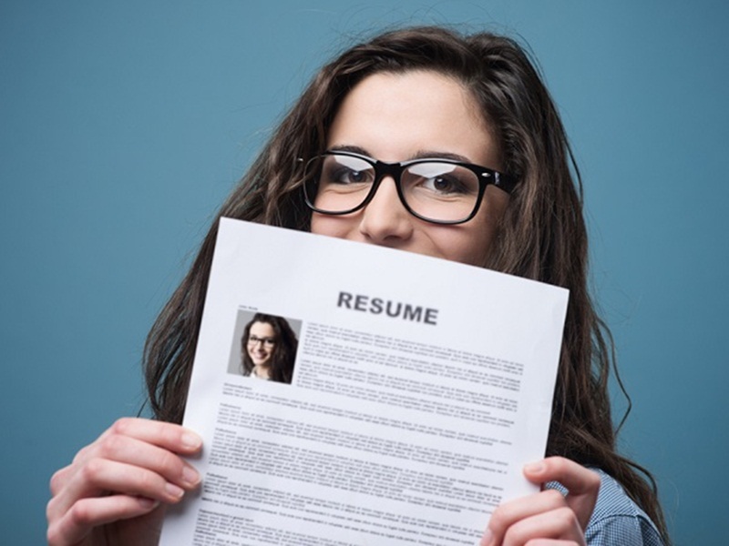 Download mẫu CV xin việc có ảnh, ấn tượng mạnh với nhà tuyển dụng - Ảnh 1