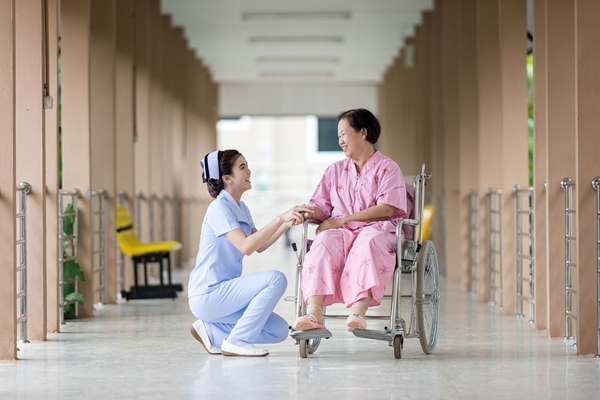 [GIẢI MÃ] Nghề y tá – Tìm hiểu về mức thu nhập hiện nay của y tá - Ảnh 3