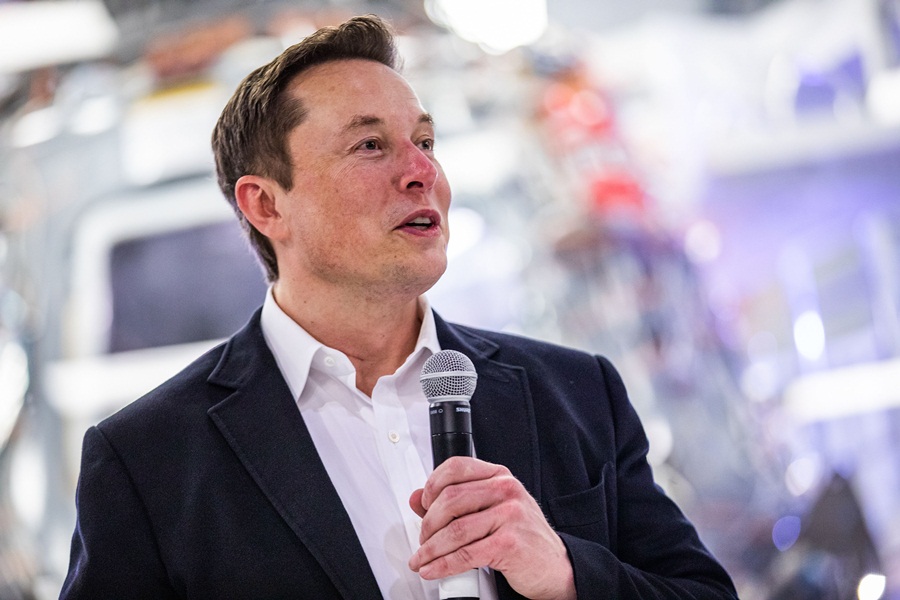 Elon Musk là ai?  Bí quyết thành công của Iron Man trong thế giới công nghệ - Ảnh 3