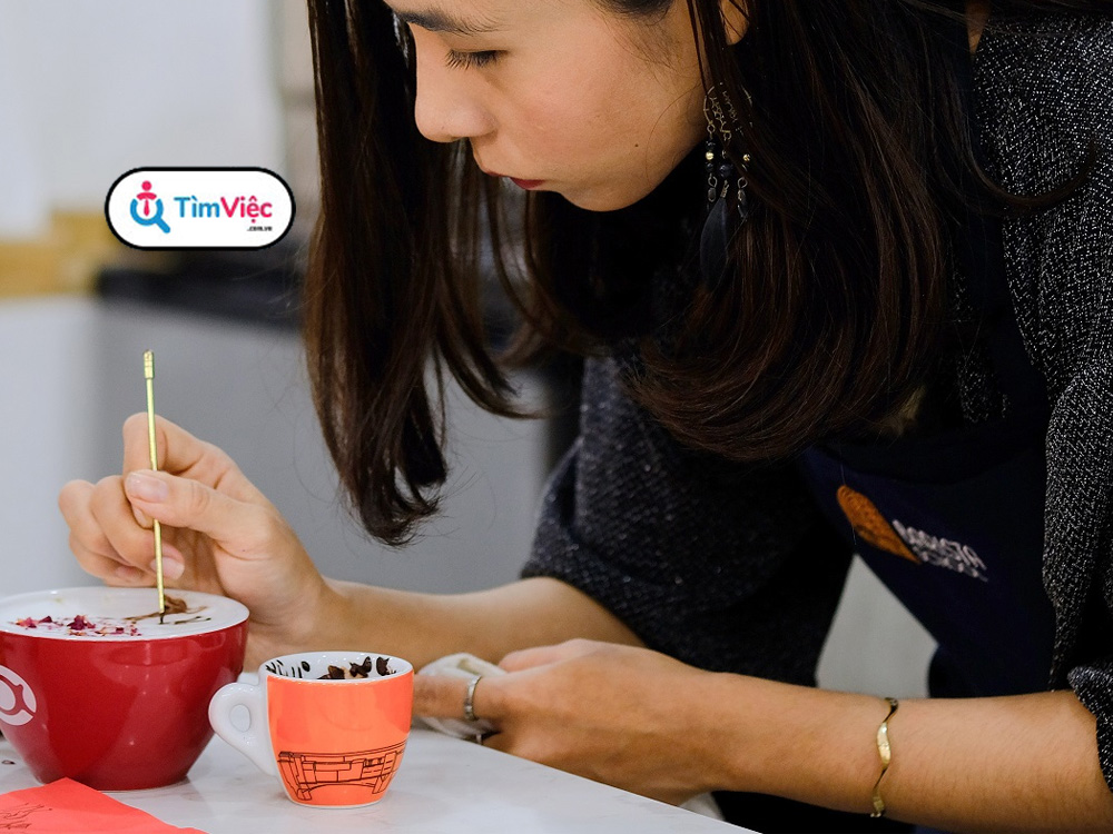 Barista là gì? Lộ trình thăng tiến của nhân viên barista là gì
