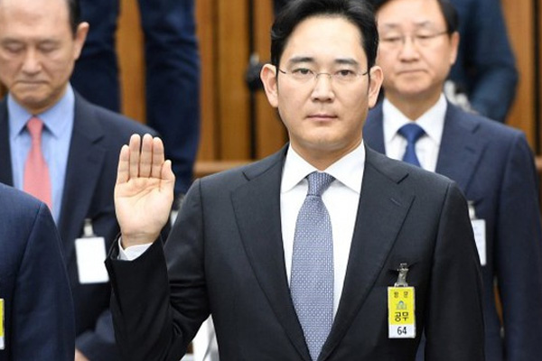 Lee Jae Yong – Tiểu sử sự nghiệp thái tử tập đoàn Samsung - Ảnh 2