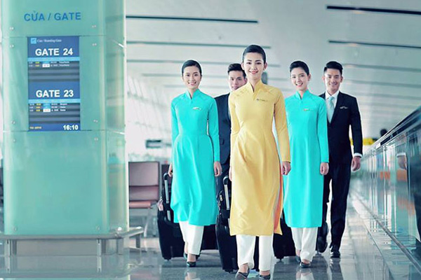 Tiếp viên hàng không Vietnam Airlines cần có tiểu chuẩn nào khi ứng tuyển - Ảnh 1