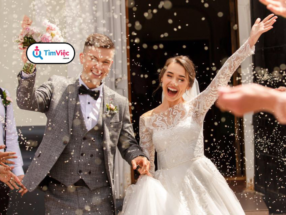 Sếp mời đám cưới nên đi phong bì bao nhiêu cho vừa đủ
