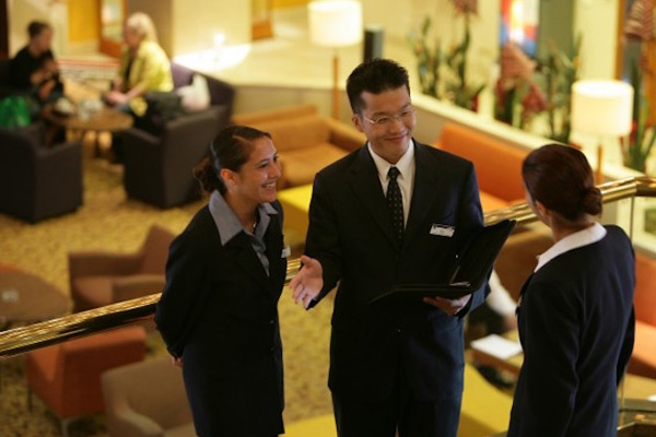 Mức lương của nhân viên khách sạn 5 sao ở từng vị trí cụ thể - Ảnh 3