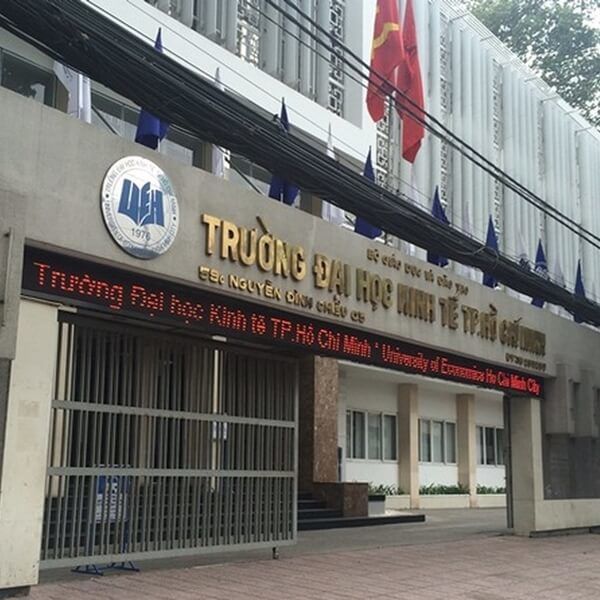 Trường Đại học Kinh tế thành phố Hồ Chí Minh: Các ngành đào tạo và cơ hội việc làm - Ảnh 3