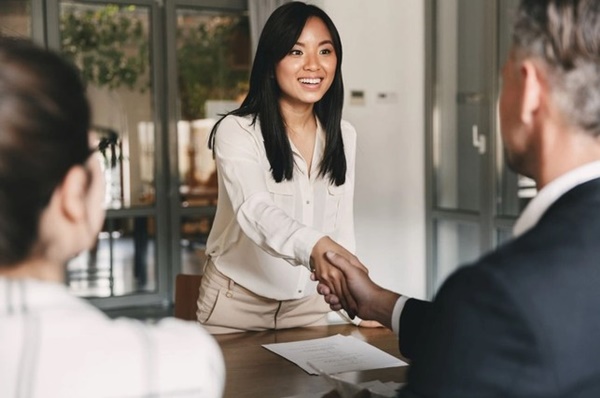 Hẹn phỏng vấn 200 hồ sơ chỉ 2 ứng viên có mặt: Góc khuất nghề tuyển dụng và câu chuyện muôn đời về thái độ người trẻ