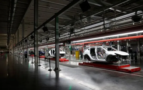 Tesla cần có 12 nhà máy nếu muốn bán được 20 triệu xe ô tô mỗi năm - Ảnh 1