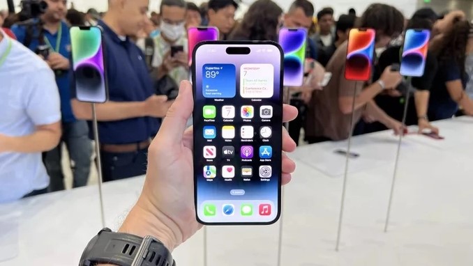 Người Việt rục rịch đi Singapore, Thái Lan để xách tay iPhone 14 - Ảnh 2