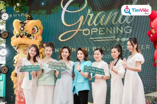 Huyền Phi Beauty Center chính thức khai trương tại Hà Nội - Ảnh 1