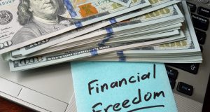 Tự do tài chính là gì? Top 3 cách thêm nguồn thu nhập thụ động