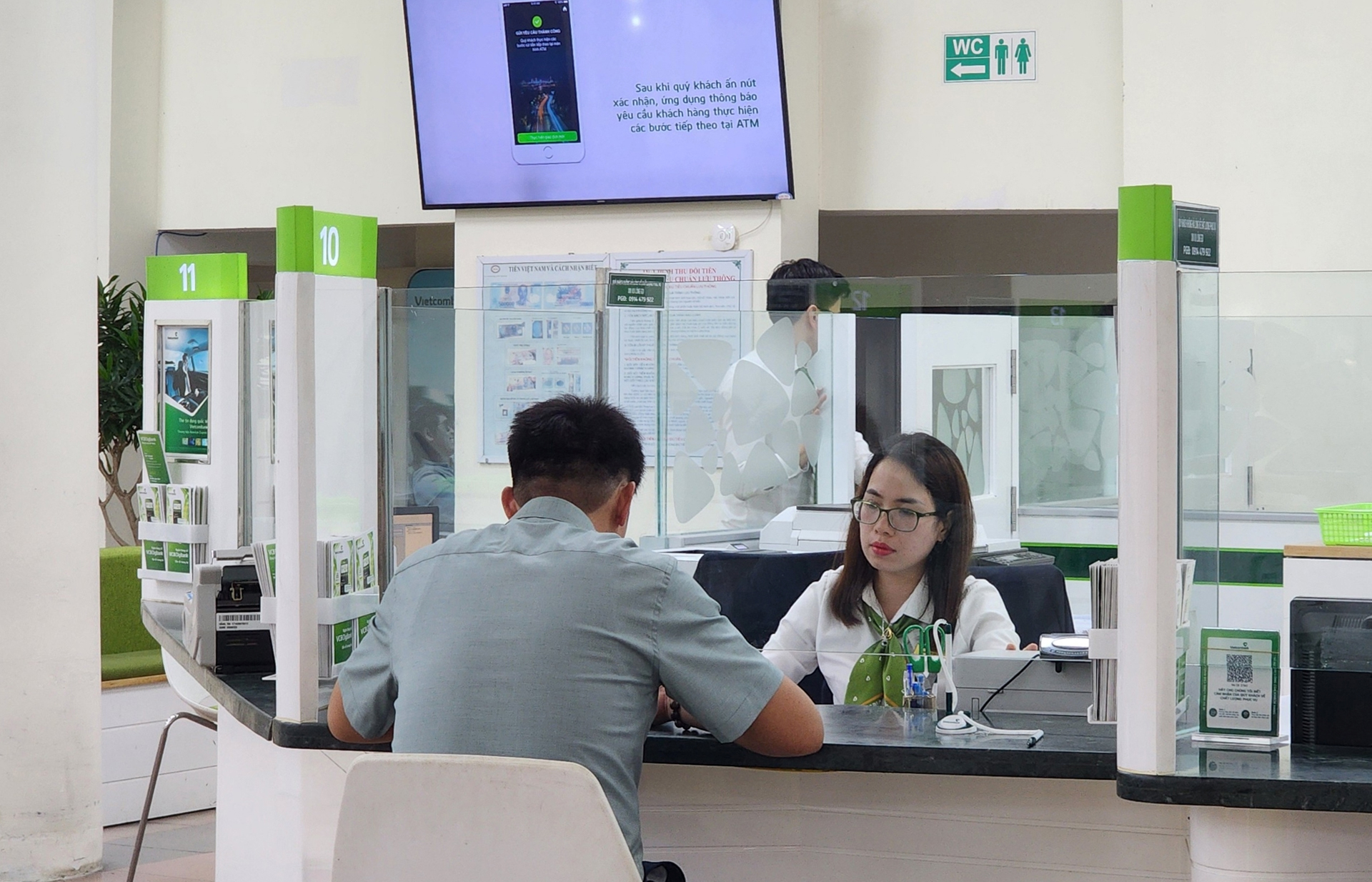 Vietcombank, Agribank,.. thông báo các tài khoản ngân hàng sau sẽ bị khóa thẻ, tạm ngừng giao dịch từ 1/1/2025