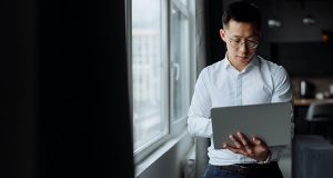 Cách ‘gọt tỉa' CV cũ thành bản giới thiệu sáng giá