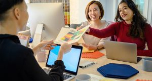 Vượt qua sự cứng đầu: 4 cách hiệu quả để phát triển bản thân và sự nghiệp