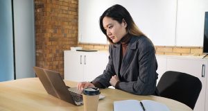 ‘Soi gương’ trên mạng xã hội