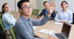 3 bí quyết để trở thành newbie luôn ‘được lòng’ sếp