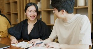 Bí quyết tạo ấn tượng tốt ngay lần gặp đầu tiên