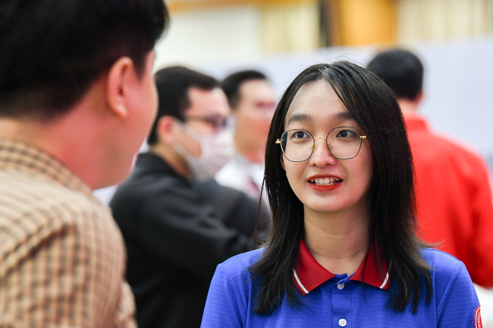 Doanh nghiệp ‘đ&ograve;i hỏi kinh nghiệm với sinh vi&ecirc;n mới ra trường l&agrave; ch&iacute;nh đ&aacute;ng’ - Ảnh 2